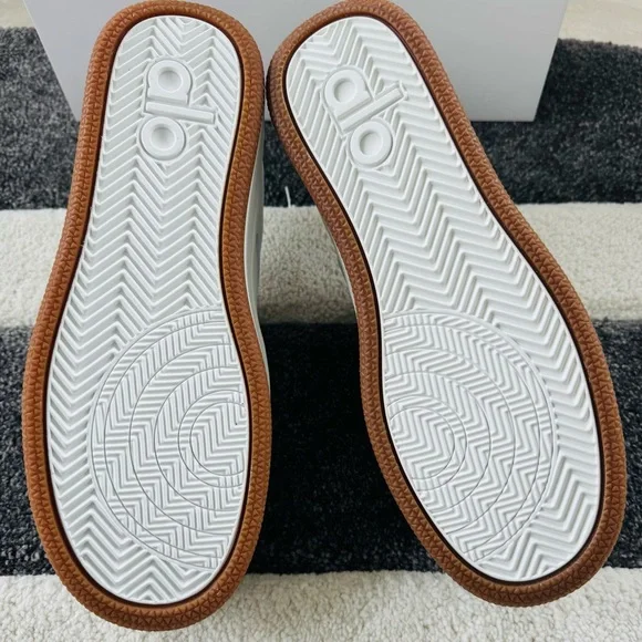 Alo Recovery Mode Sneaker size M7.5/W9 - Picture 5 of 10